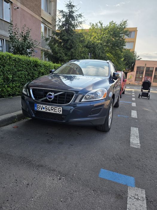 VOLVO XC60 2011 — imagine 2