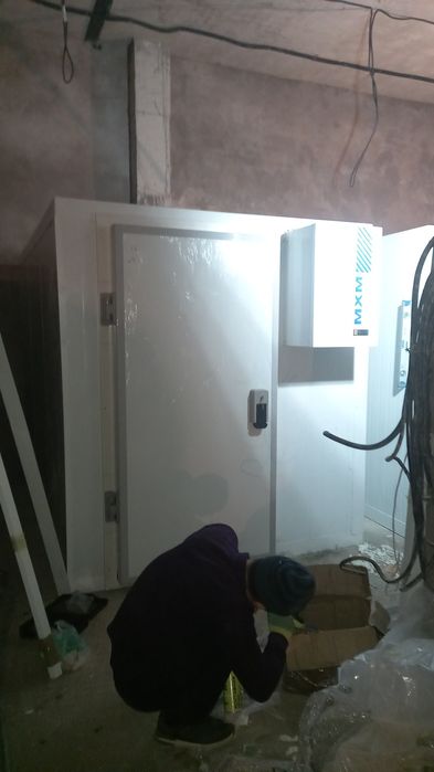 Морозильные и холодильные камеры