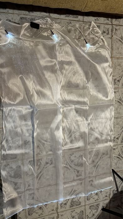Vand material/tesatura alba rochie mireasa cu fibra optica LumiGram