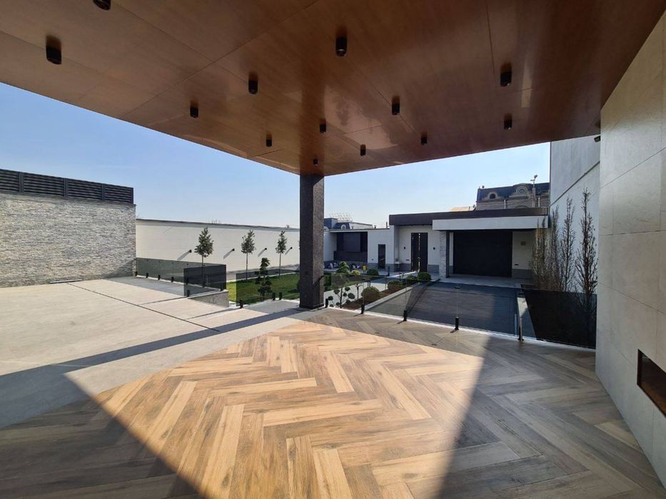 Продаётся дом Мирзо Улугбекский район Центр Луначарского