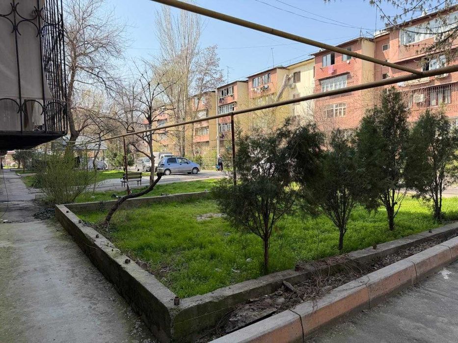 Продается 3 комнатная квартира (31)