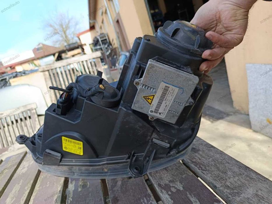 SET Faruri Golf 5 Xenon