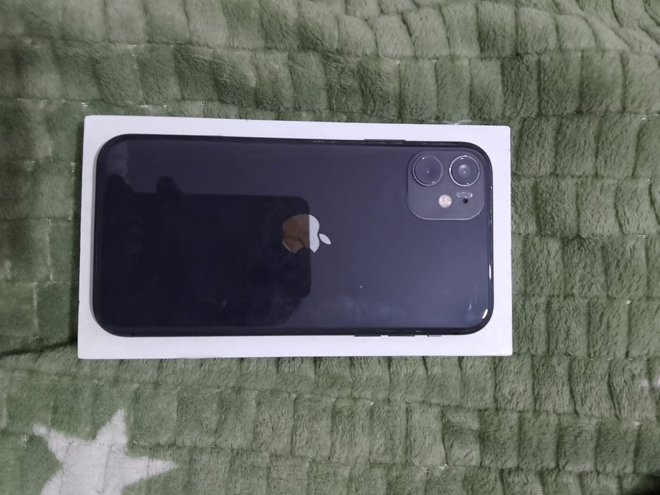 Продам iphone 11