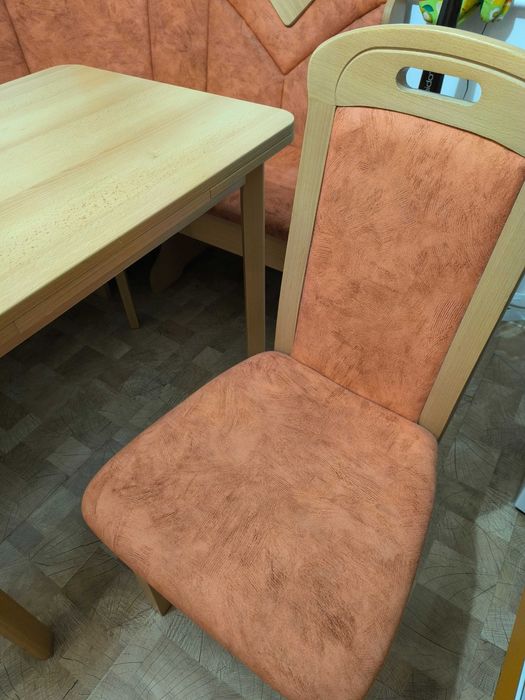 Set coltar Meran Elvila cu masa si scaune