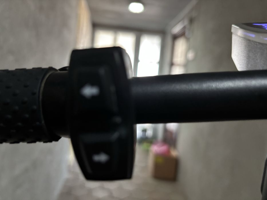 Trotineta Vortex Urban Traveller Pro cu garantie de doi ani valabila