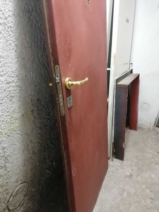 Входна врата за панел