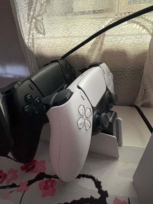 Продам PlayStation®5