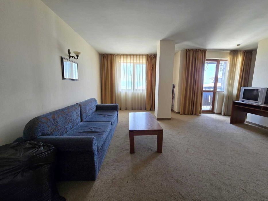 Тристаен апартамент за продажба на 100 метра от Кемпински, Банско