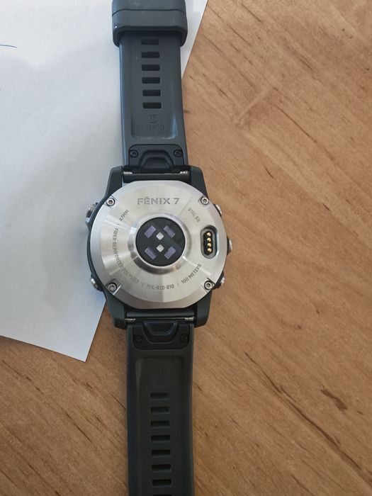 Garmin  Fenix  7