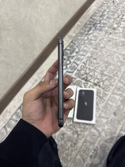 iPhone 11 64GB korobka document