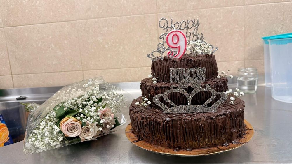 Prăjituri de casă, cozonac, lichiu – la comandă