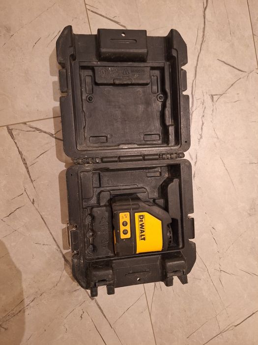 Линеен лазерен нивелир Dewalt