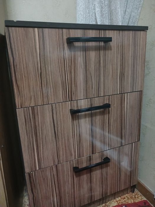 Продаётся комод,тумба