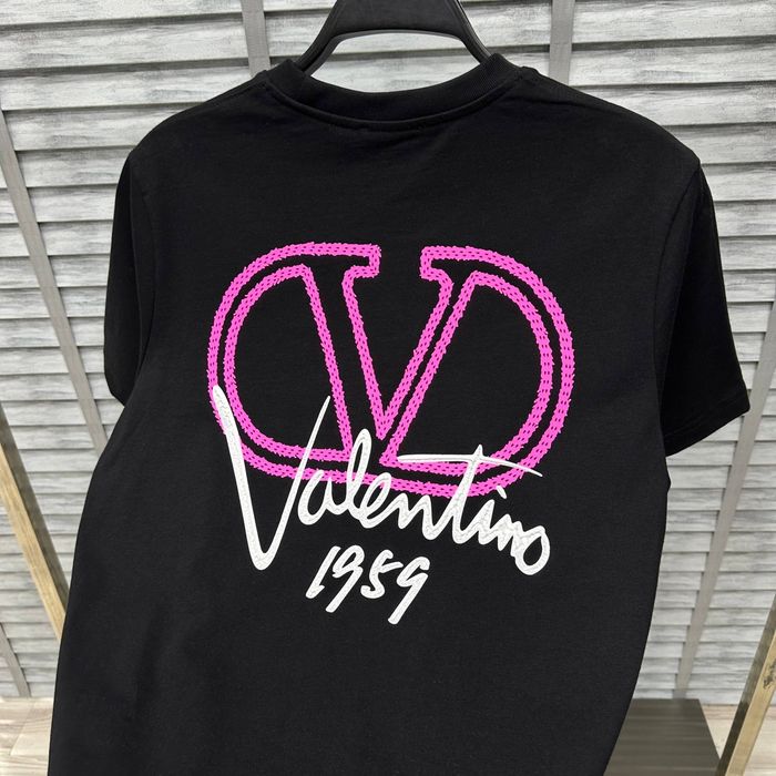 Мъжки тениски различни модели