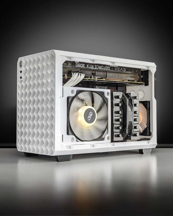 Carcasa ITX Gaming Rad 240mm GPU 2.5 slots 11.9Litrii