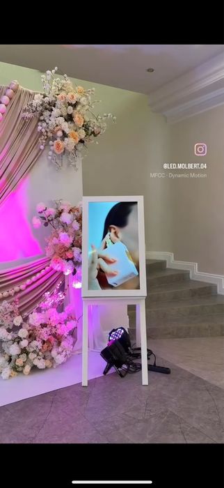LED мольберт для свадеб и мероприятий