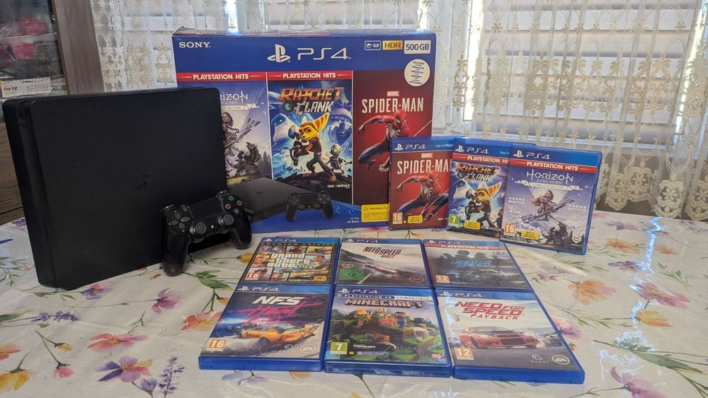 Продавам PlayStation 4 slim 500gb