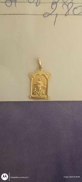 iconiță 18k g 2.80 este din Spania este ca nou