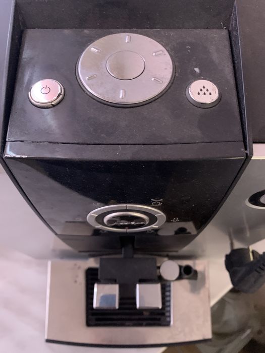 Кафе машина Jura impressa F7