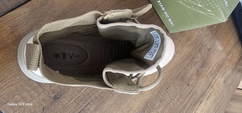 Берцы военные кроссовки