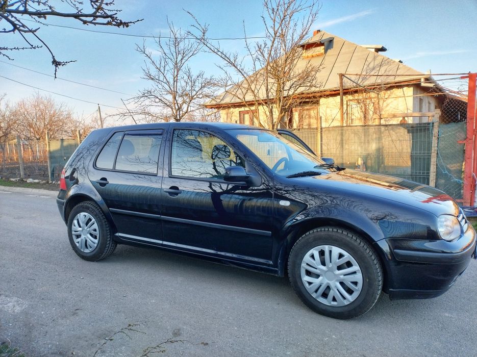 Vând Golf IV cu GPL