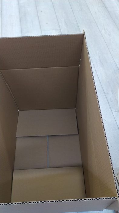 Картонные коробки 60*40*40 новые, прочные.