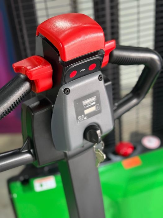 Transpaleta Liza Electrica Li Ion 1500 kg Oferta