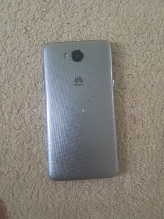 Продам хуавей телефон 4G