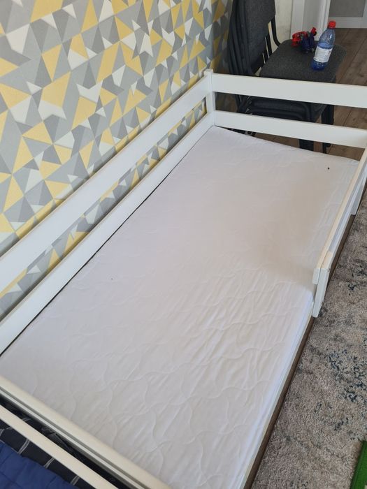 Продам Кровать Подростковую