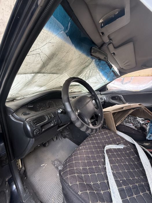 Продам Mazda Cronos 1995 год