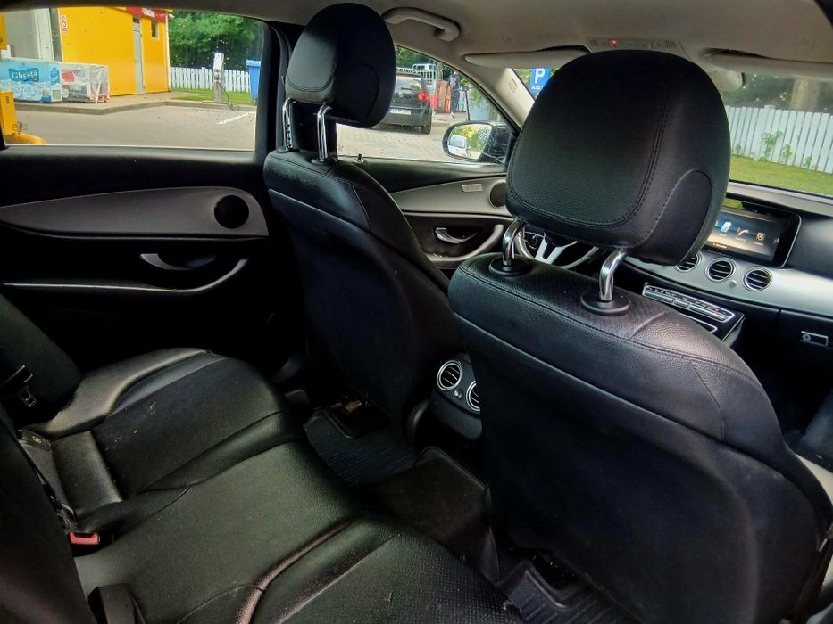 Mercedes-Benz E220 2020 AMG Impecabil 19000€