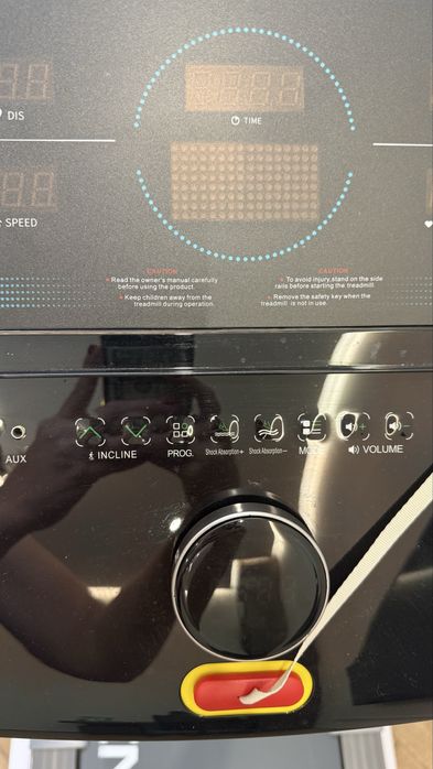 Продам беговую дорожеу Genau Airflex A8