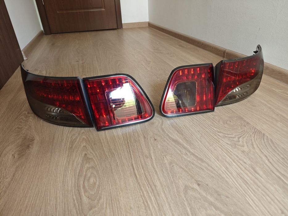 Задни LED светлини стоп Toyota Avensis 3 T27 combi 2009-2013 година