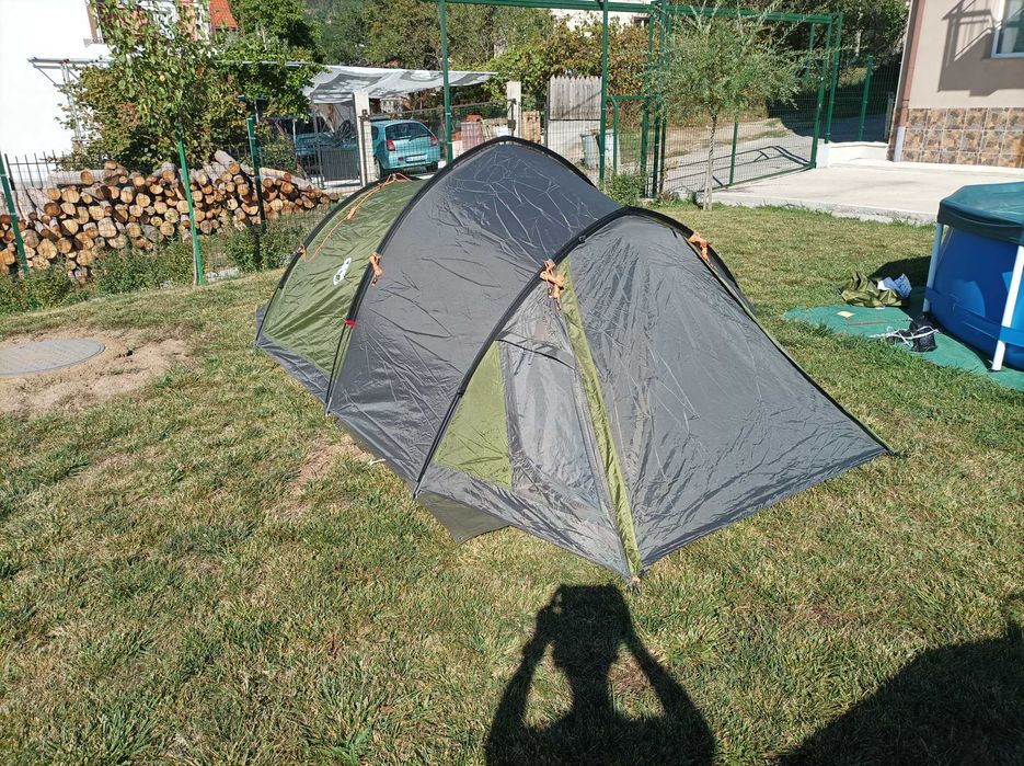 Триместна палатка Coleman Tasman 3