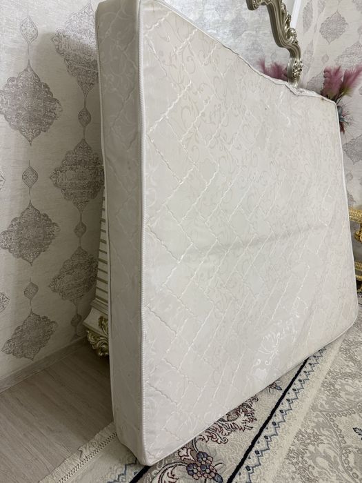 Старий матрас бесплатно