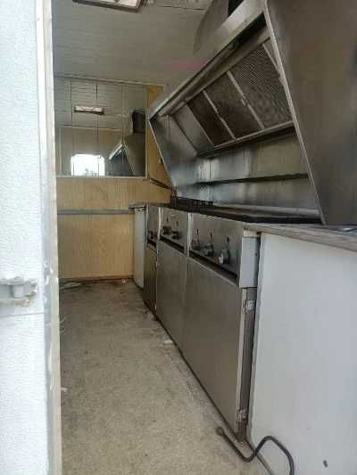 Оборудвана мобилна кухня