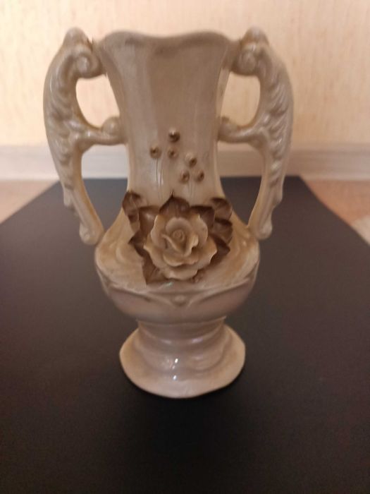 Фарфоровые изделия