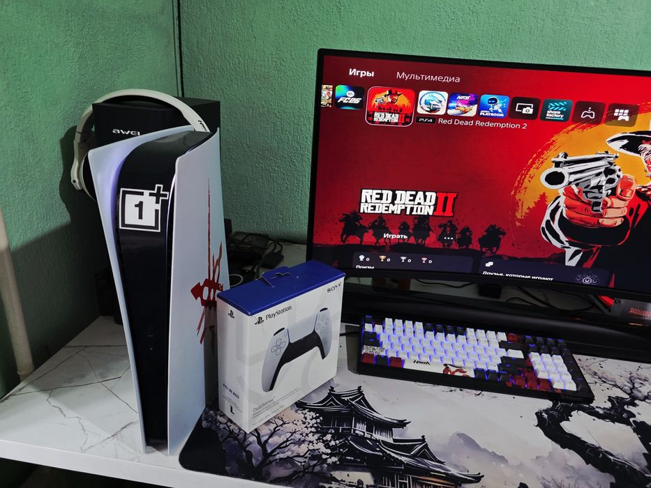 Продам PS5 + игры