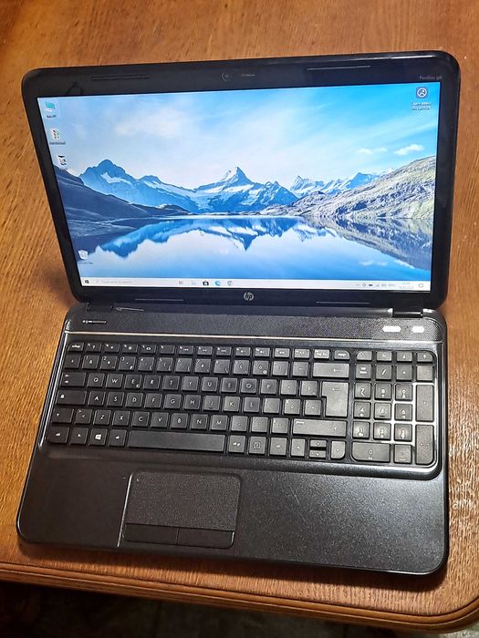 Vand laptop HP Pavilion G6-Intel Core i7-2620M--8GB RAM--SSD 120GB Nou