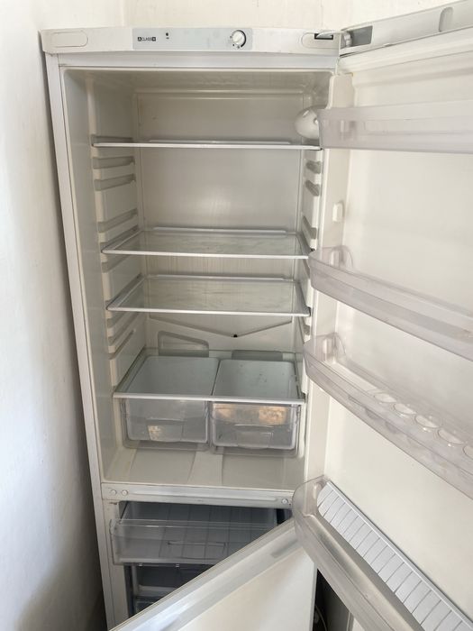 Продам холодильник индезит