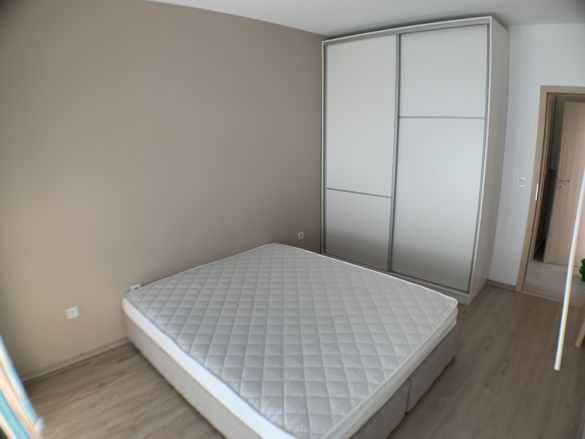 Дава се под наем Двустаен апартамент в София, Красно село - 64 кв.м за 423.81 € - Снимка #2