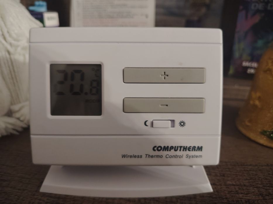 Vând termostat stare foarte buna de funcționare