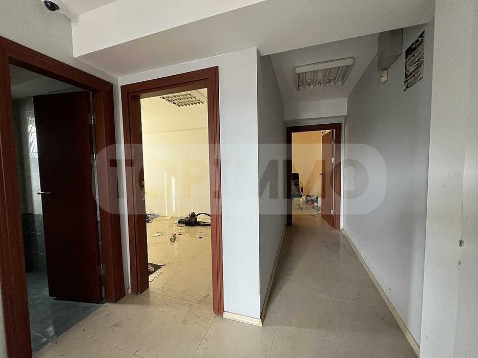 Продава се Склад в Добрич, Промишлена зона - Север - 541 кв.м за 832 €/кв.м - Снимка #4