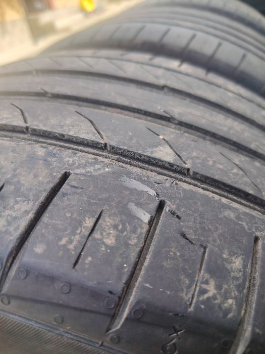 Anvelope vară 255/45 R19