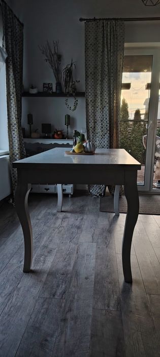 Masa dining extensibila