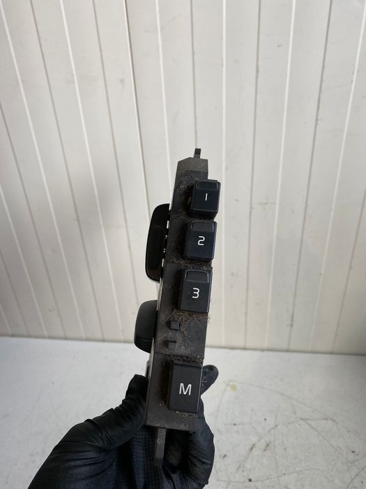 Comanda scaun stanga fata Volvo S60 S80 V40 V60 V70 XC60 XC70 31421351