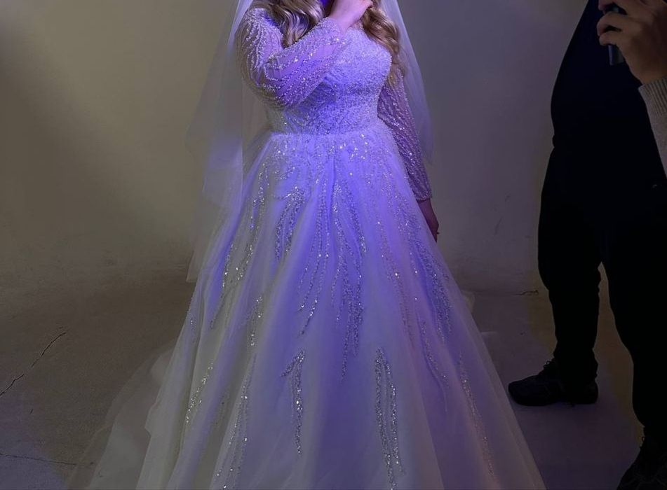 Свадебное платье