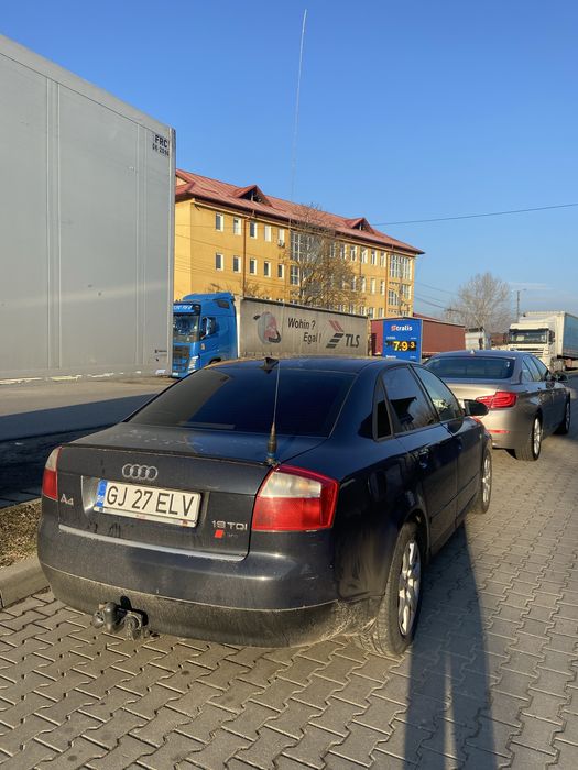 AUDI A4 0 — imagine 3