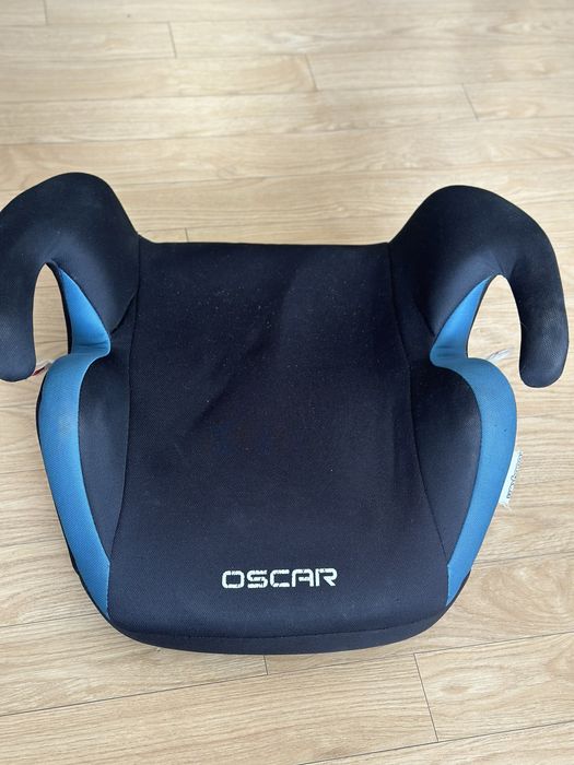 Бустер детский в автомобиль