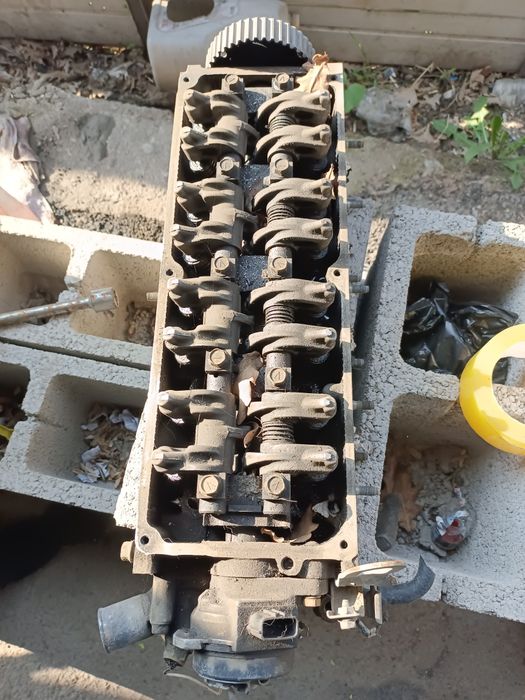 ГБЦ Mazda 323 с трамблером